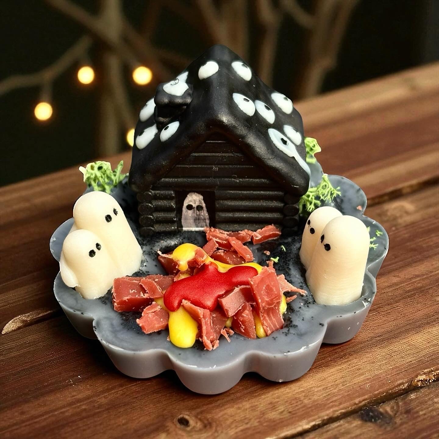Spooky Couples Retreat (Crackling Fire) Wax Melt