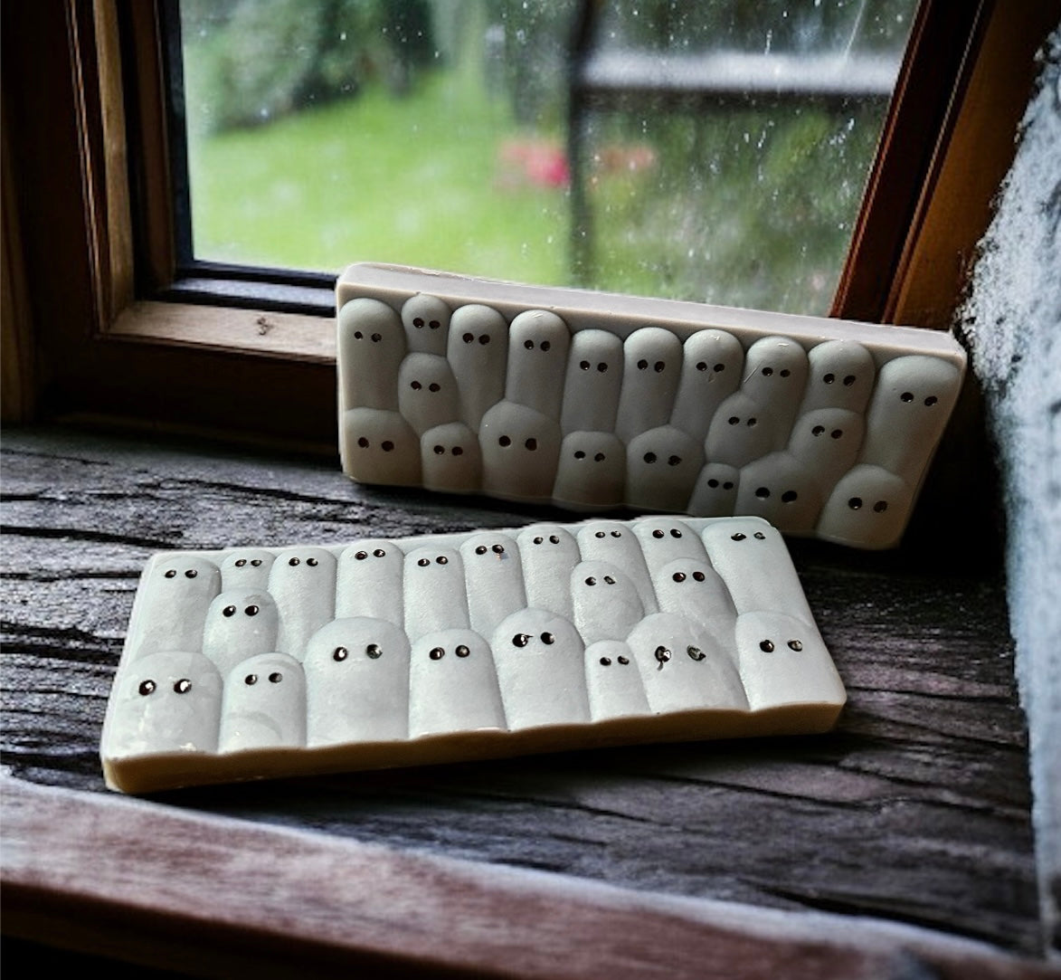 The Smell Of Weather Turning Spooky Snapbar Wax Melt