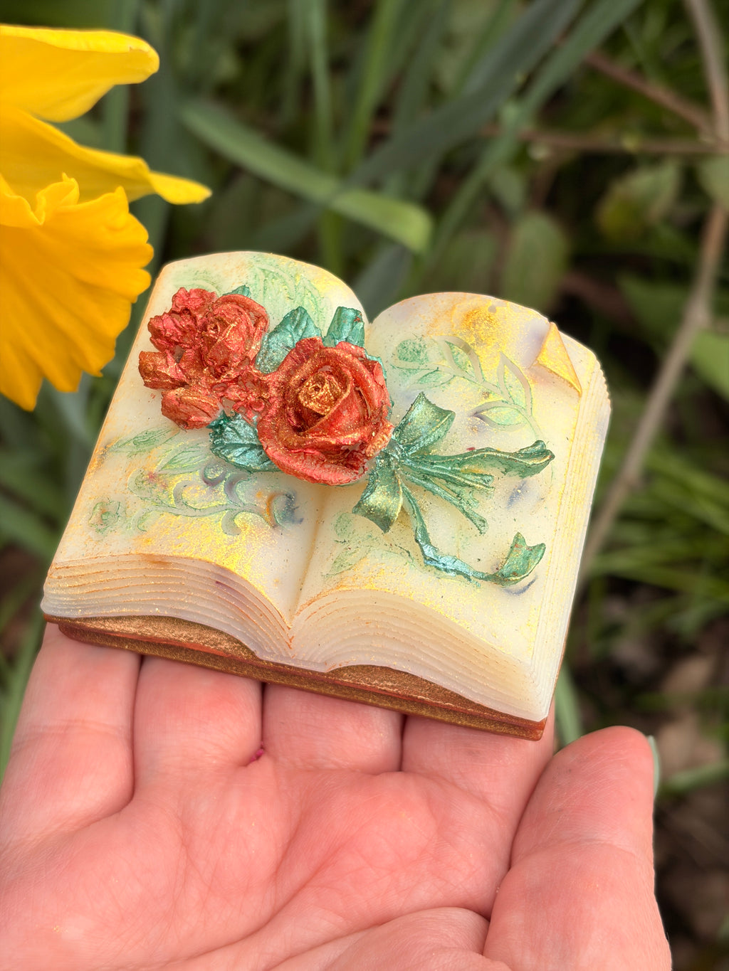 Vintage Leather & Wildflower Book Wax Melt